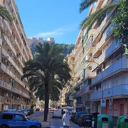 Daire Tiga Muy Cerca De La Plaza De San Antonio *